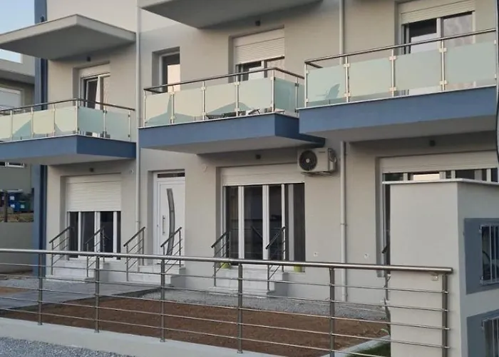 Opensea2 Néa Péramos